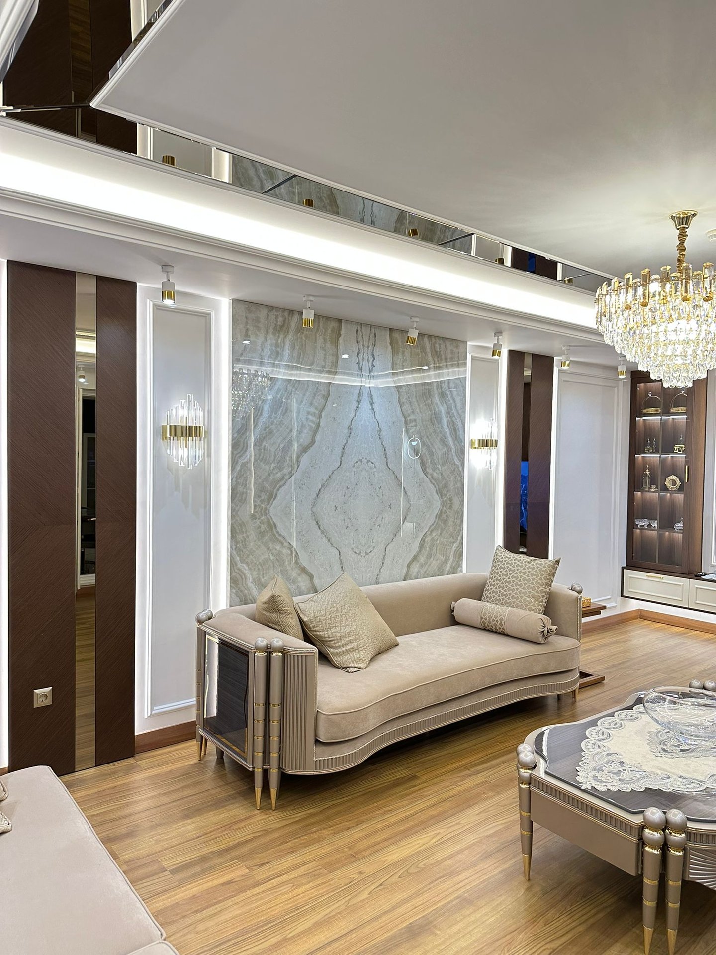 Ağaoğlu · Salon