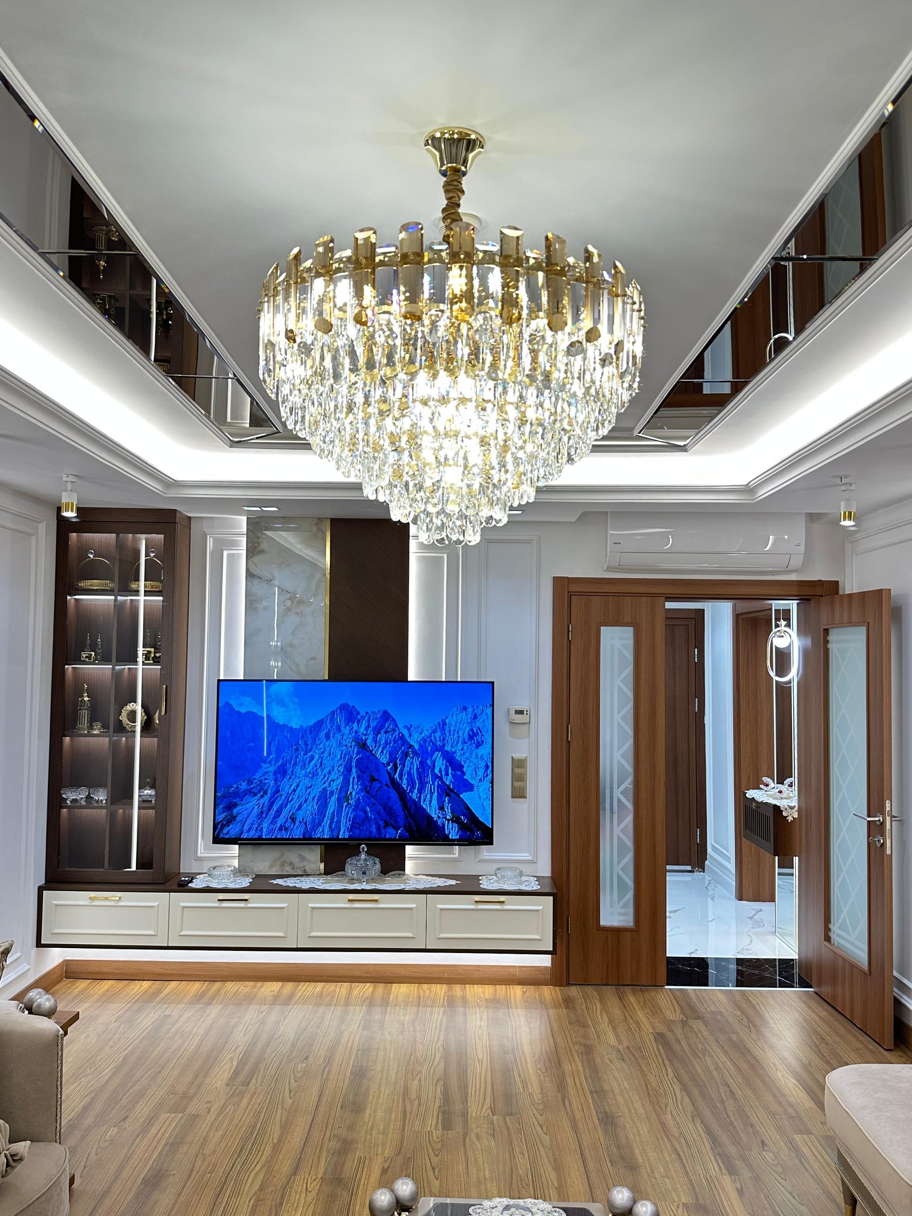 Ağaoğlu · Salon